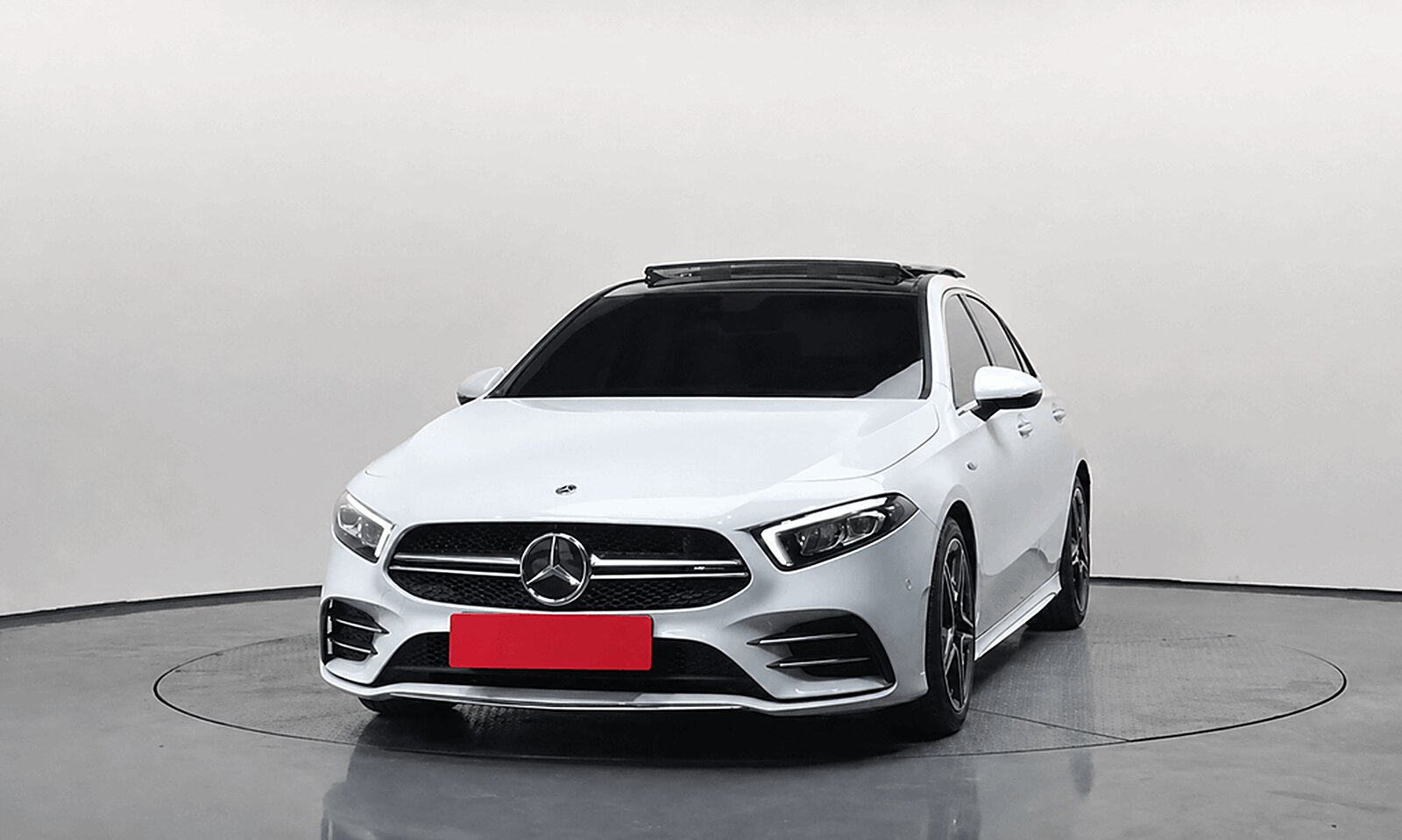 Mercedes AMG A35